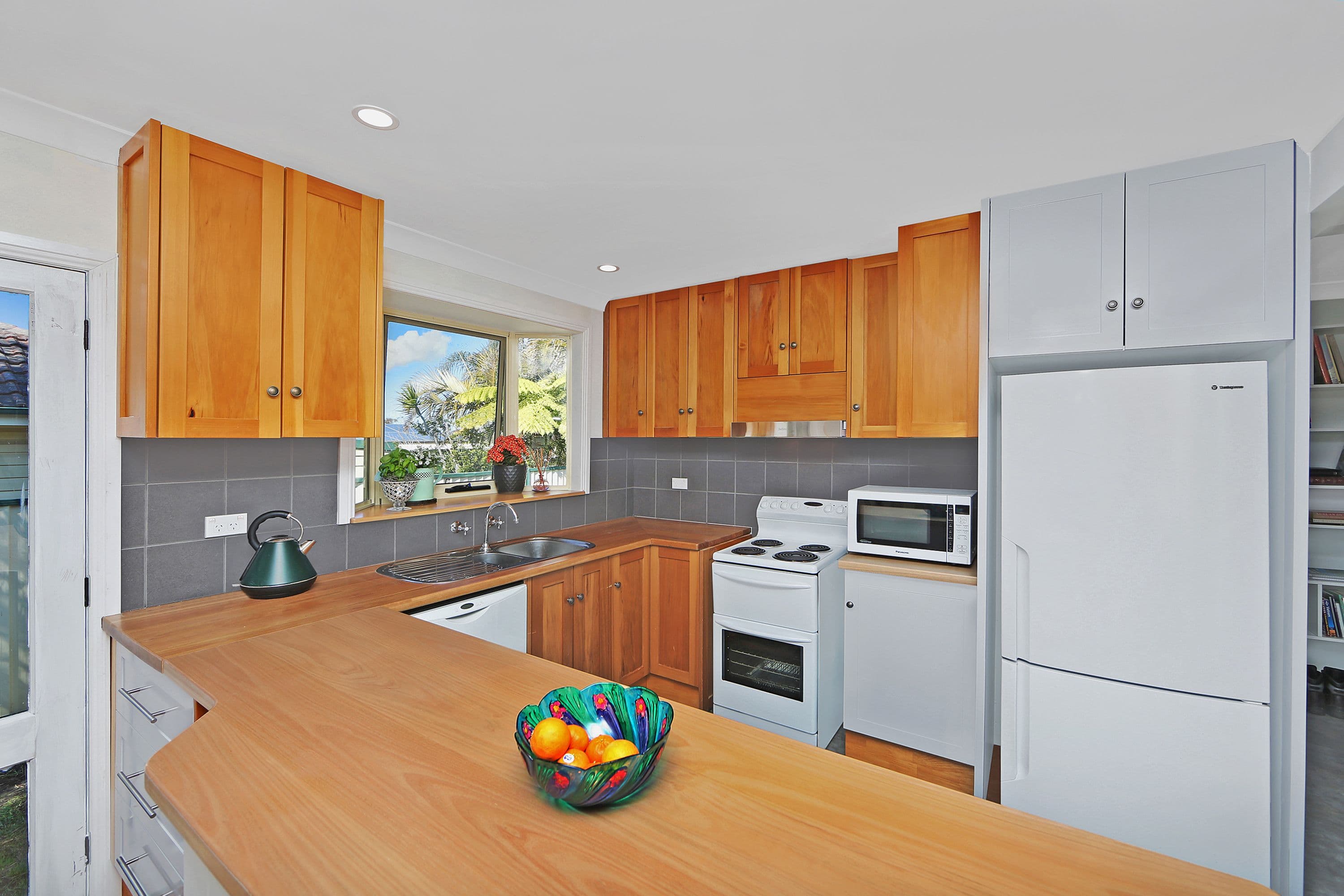 6 Shropshire Street, Gorokan - Image 1