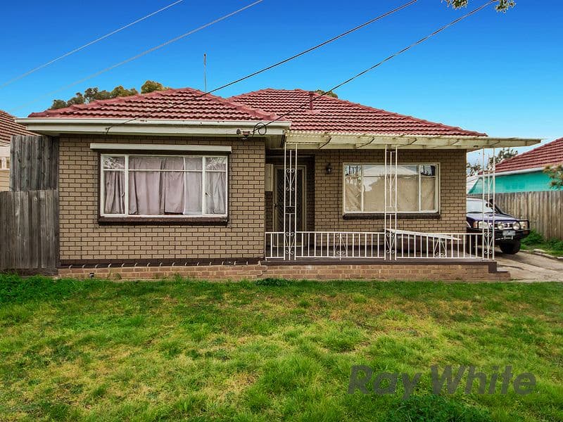 52 Beaver Street, St Albans VIC 3021, St Albans - Image 1