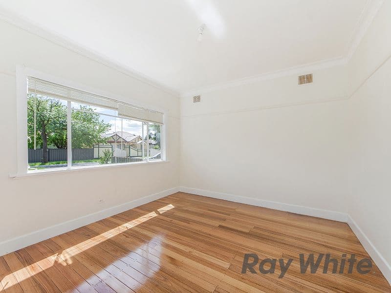 52 Beaver Street, St Albans VIC 3021, St Albans - Thumbnail 3