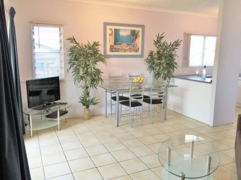 129 Oleander Street, Holloways Beach QLD 4878, Holloways Beach - Thumbnail 4
