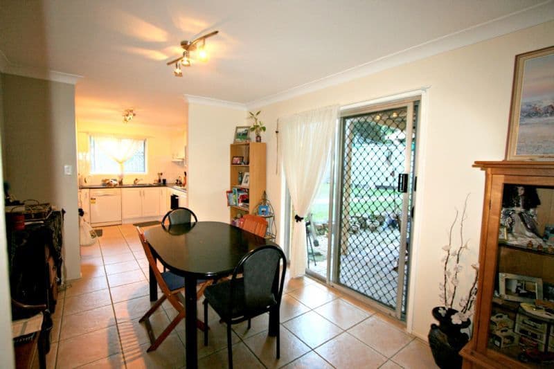 207 Wondall Road, WYNNUM WEST QLD 4178, Wynnum West - Thumbnail 3