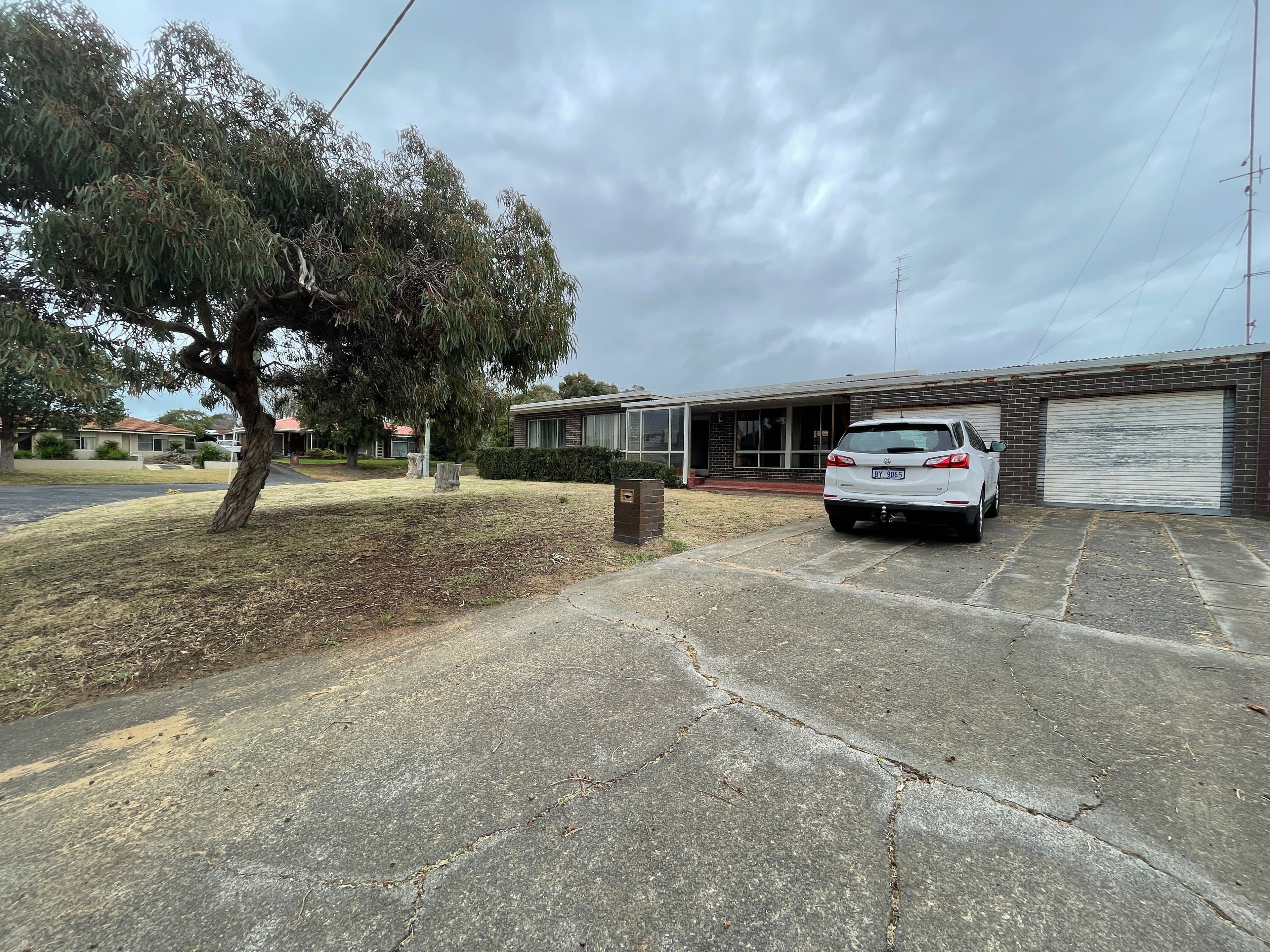 2 Houston Crescent, South Bunbury WA 6230, South Bunbury - Image 1