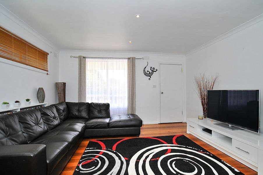 99 Scoresby Road, BAYSWATER VIC 3153, Bayswater - Thumbnail 4