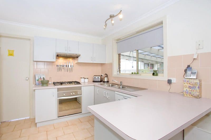 18 Trenton Parade, ST ALBANS PARK VIC 3219, St Albans Park - Thumbnail 2