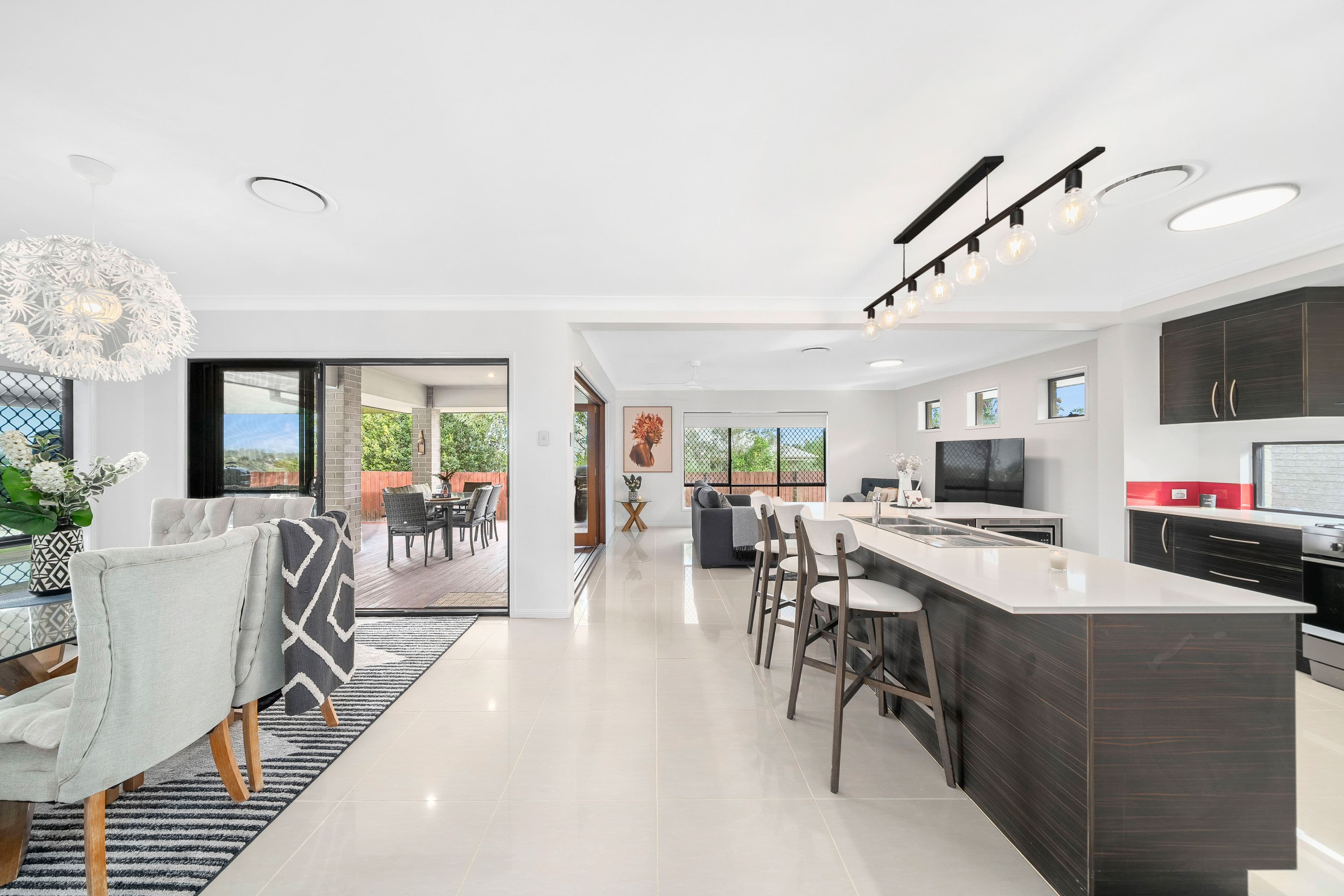 8 Hirsch Court, North Lakes QLD 4509, North Lakes - Thumbnail 6