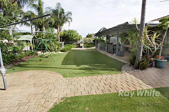 17 Isaac Moore Drive, Moore Park Beach, QLD, 4670, Moore Park Beach - Thumbnail 2