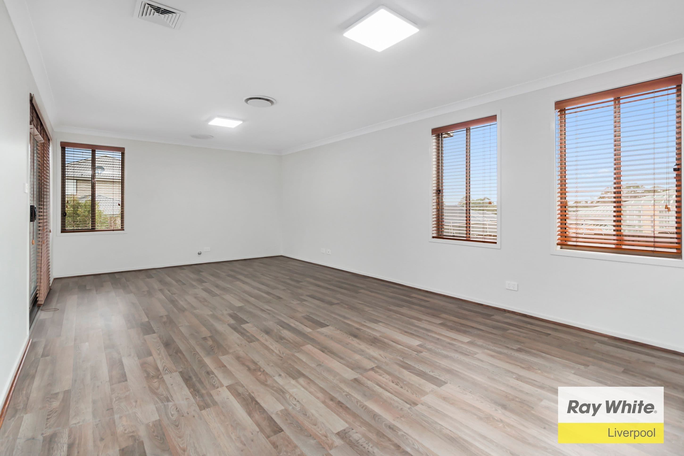 8 Vaal Way, Edmondson Park - Thumbnail 3