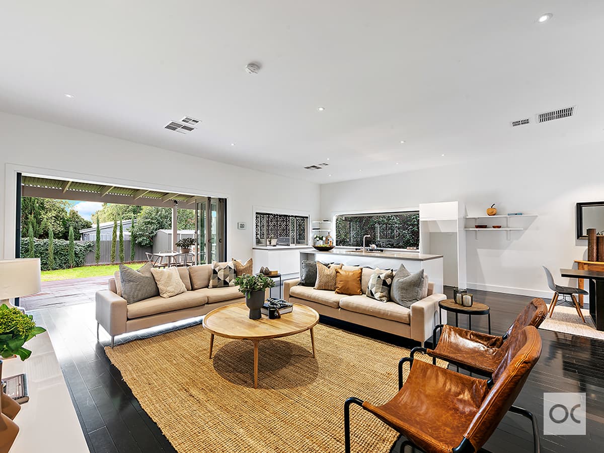 7 Lorraine Avenue, Mitcham - Image 1