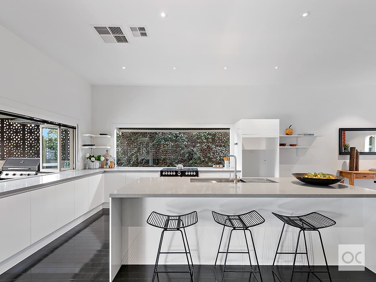 7 Lorraine Avenue, Mitcham - Thumbnail 3