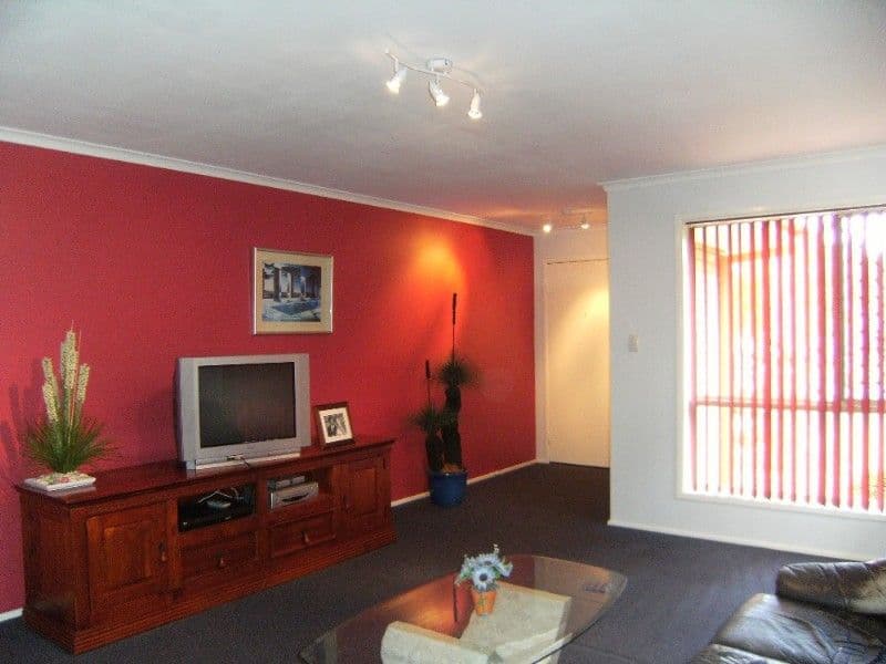 3 Fadden Close, ARUNDEL QLD 4214, Arundel - Thumbnail 2