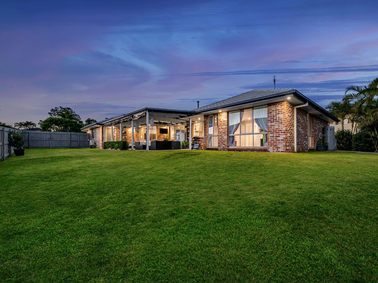11 Haly Court, Petrie QLD 4502, Petrie - Thumbnail 2