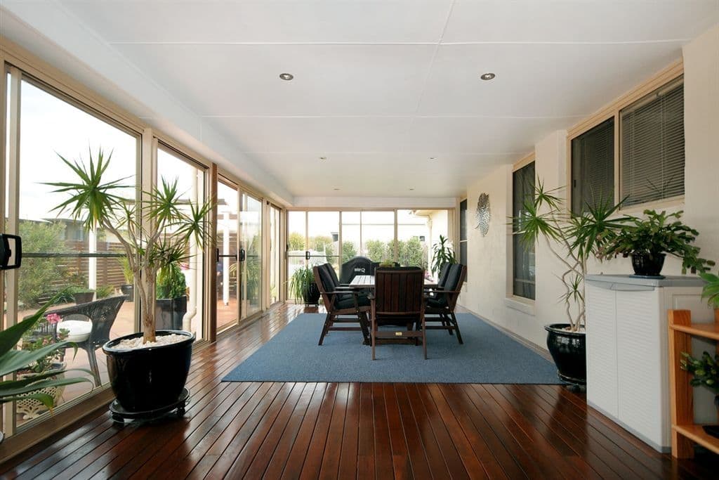 21 Currawong Drive, HIGHFIELDS QLD 4352, Highfields - Image 1