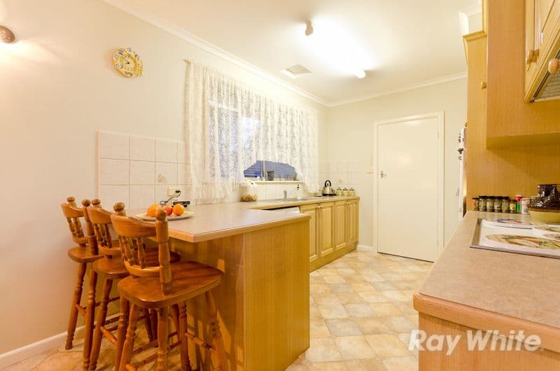 6 Shelbourne Court, MORNINGTON VIC 3931, Mornington - Thumbnail 8