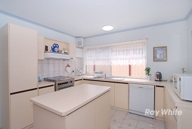 288 Cheltenham Road, KEYSBOROUGH VIC 3173, Keysborough - Thumbnail 2