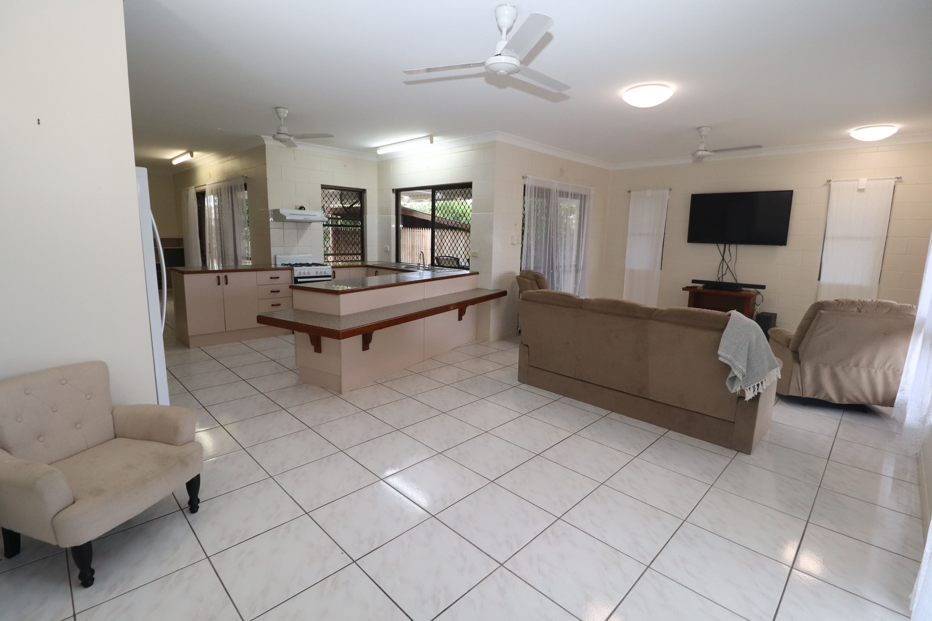 3 Whiting Street, Taylors Beach QLD 4850, Taylors Beach - Thumbnail 3