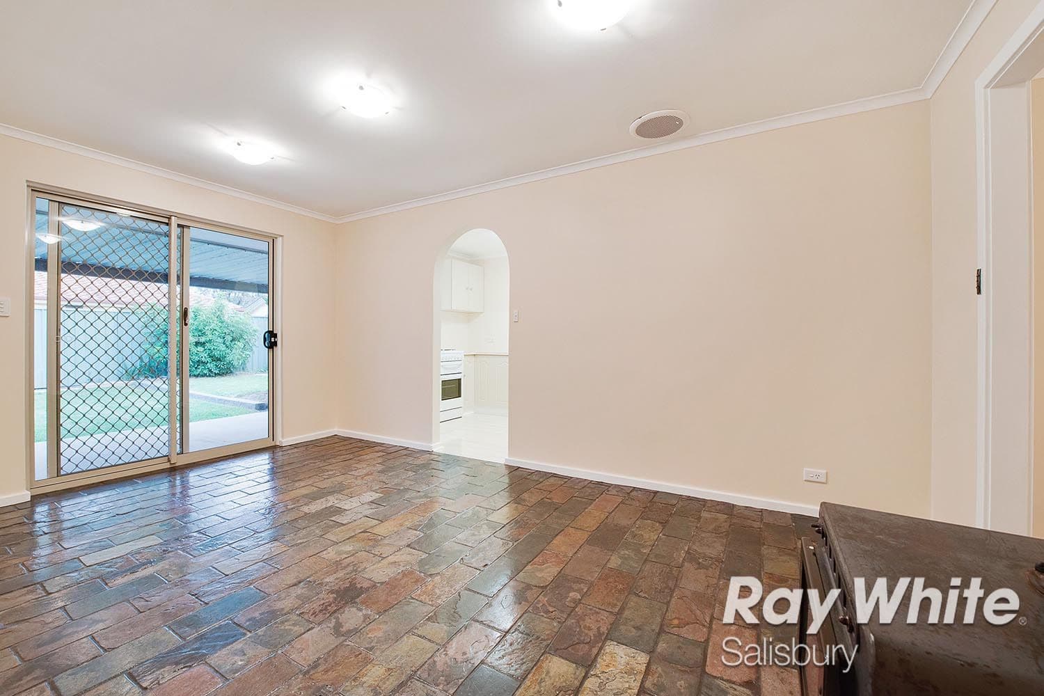 27 Chartwell Crescent, Paralowie SA 5108, Paralowie - Thumbnail 6