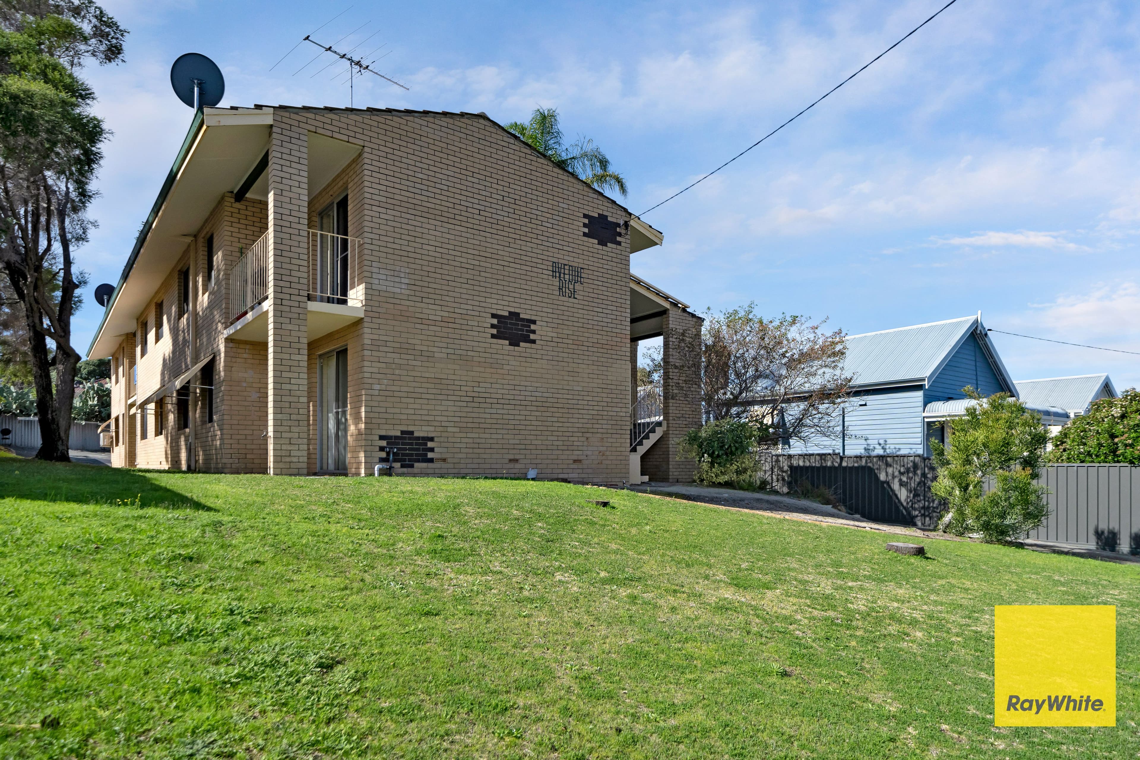 118 Ninth Avenue, Maylands WA 6051, Maylands - Thumbnail 4