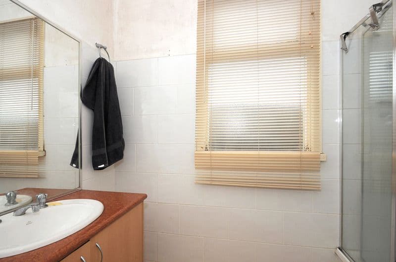 15 Clarendon Street, FRANKSTON VIC 3199, Frankston - Thumbnail 4