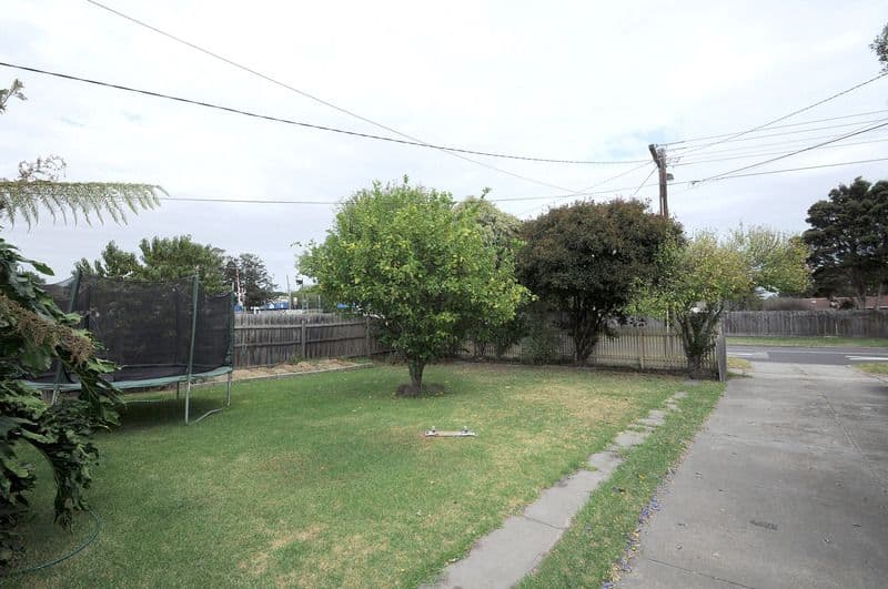 15 Clarendon Street, FRANKSTON VIC 3199, Frankston - Thumbnail 6