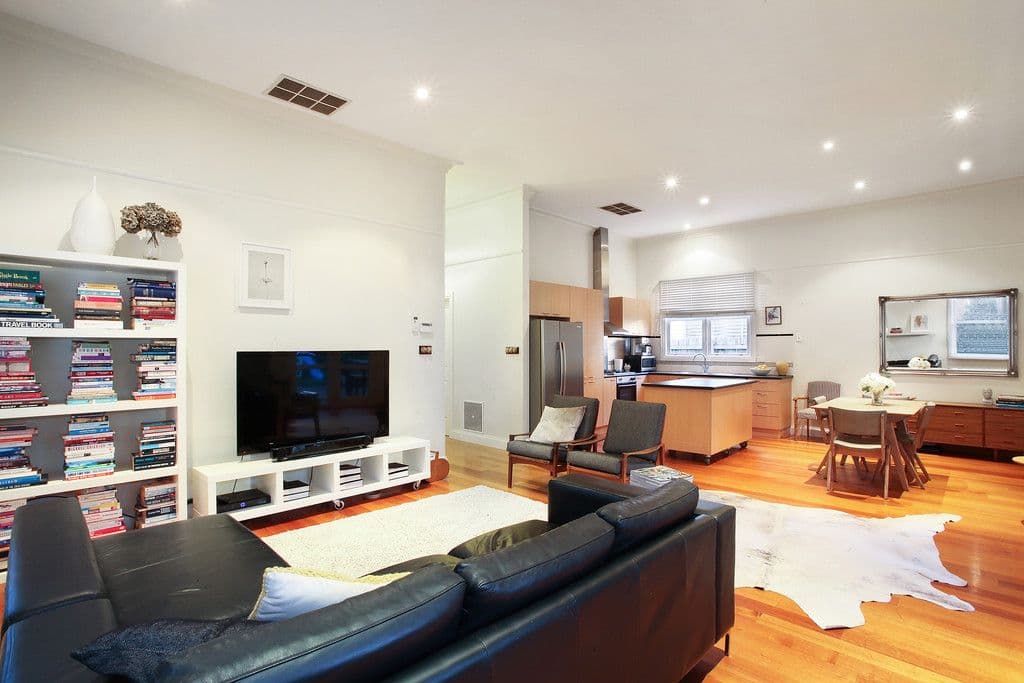 17 Latrobe Street, HUGHESDALE VIC 3166, Hughesdale - Thumbnail 2