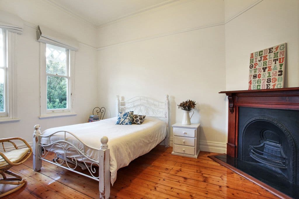 17 Latrobe Street, HUGHESDALE VIC 3166, Hughesdale - Thumbnail 6