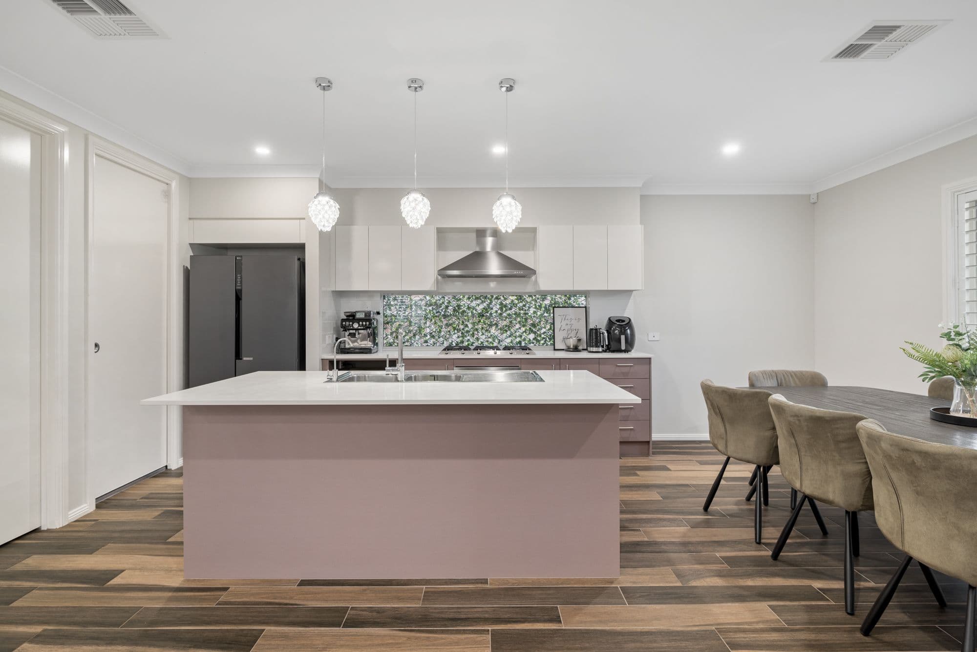 22 Bowen Circuit, GLEDSWOOD HILLS NSW 2557, Gledswood Hills - Thumbnail 4
