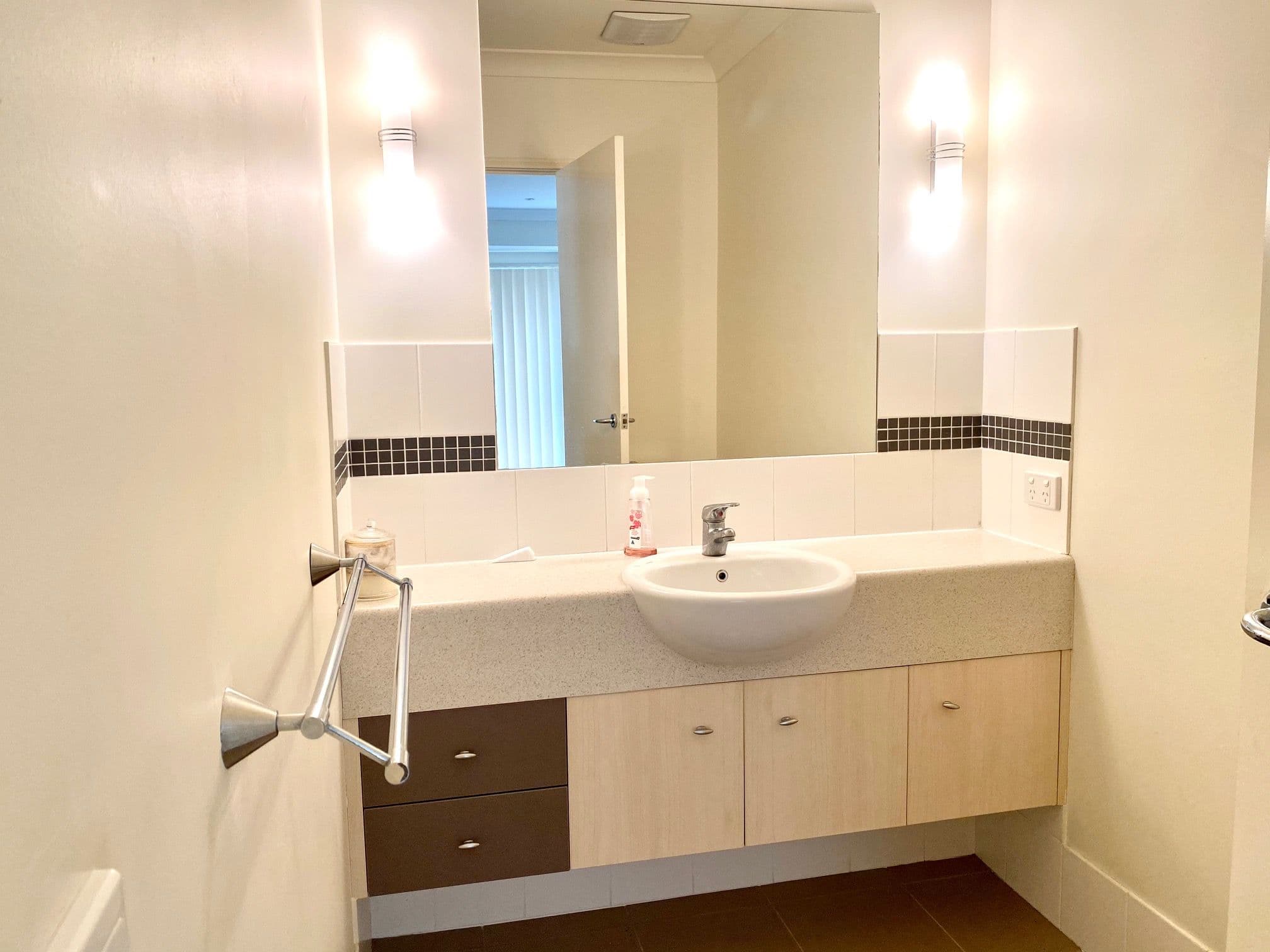 2 Catalina Way, Upper Coomera QLD 4209, Upper Coomera - Thumbnail 8