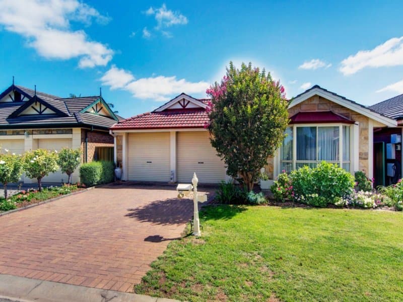 8 Burgundy Way, Glengowrie - Image 1