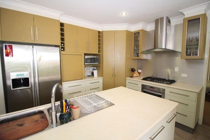 4 Kettle Street, Capella QLD 4723, Capella - Thumbnail 2