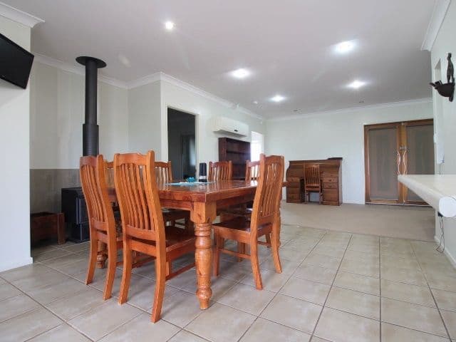 4 Kettle Street, Capella QLD 4723, Capella - Thumbnail 5