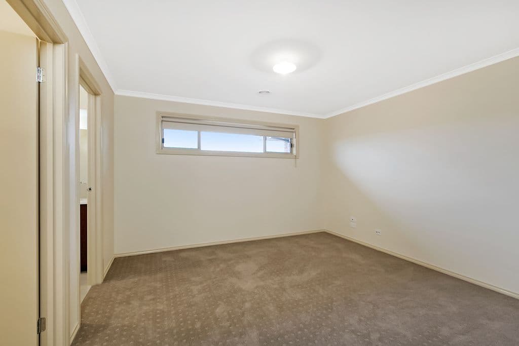 23 Plush Circuit, EPPING VIC 3076, Epping - Thumbnail 4