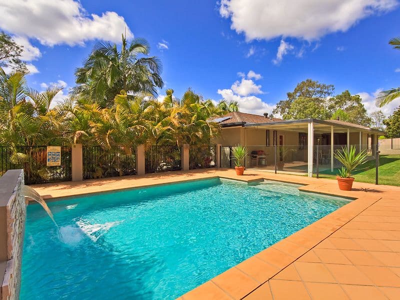 35 Madigan Road, CARRARA QLD 4211, Carrara - Thumbnail 2