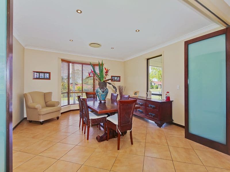 35 Madigan Road, CARRARA QLD 4211, Carrara - Thumbnail 3
