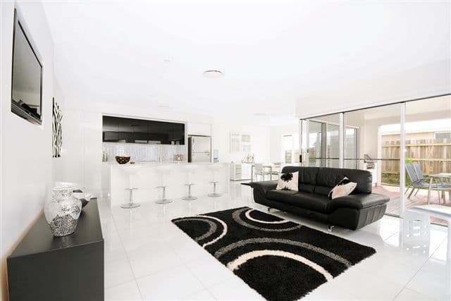 19 Tarlington Street, MIDDLE RIDGE QLD 4350, Middle Ridge - Thumbnail 3