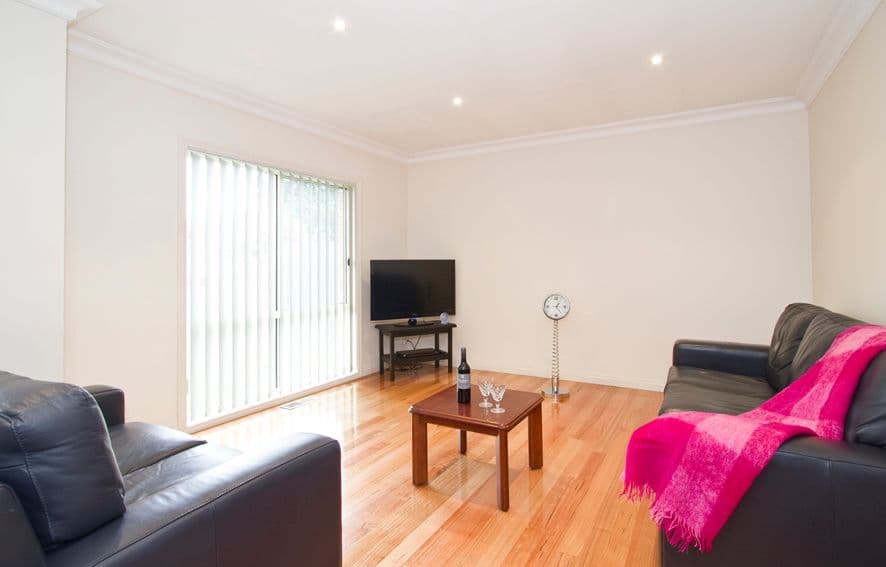 17 Papua Street, WATSONIA VIC 3087, Watsonia - Thumbnail 2