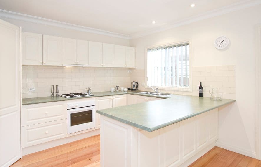 17 Papua Street, WATSONIA VIC 3087, Watsonia - Thumbnail 3