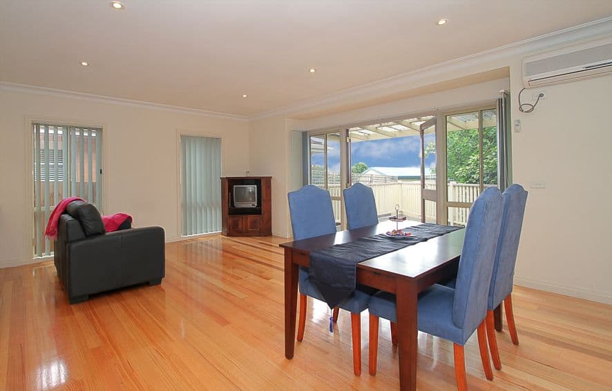17 Papua Street, WATSONIA VIC 3087, Watsonia - Thumbnail 4