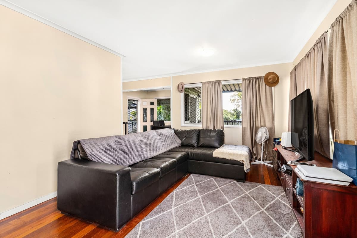 55 Summer Street, DECEPTION BAY, Deception Bay - Thumbnail 2