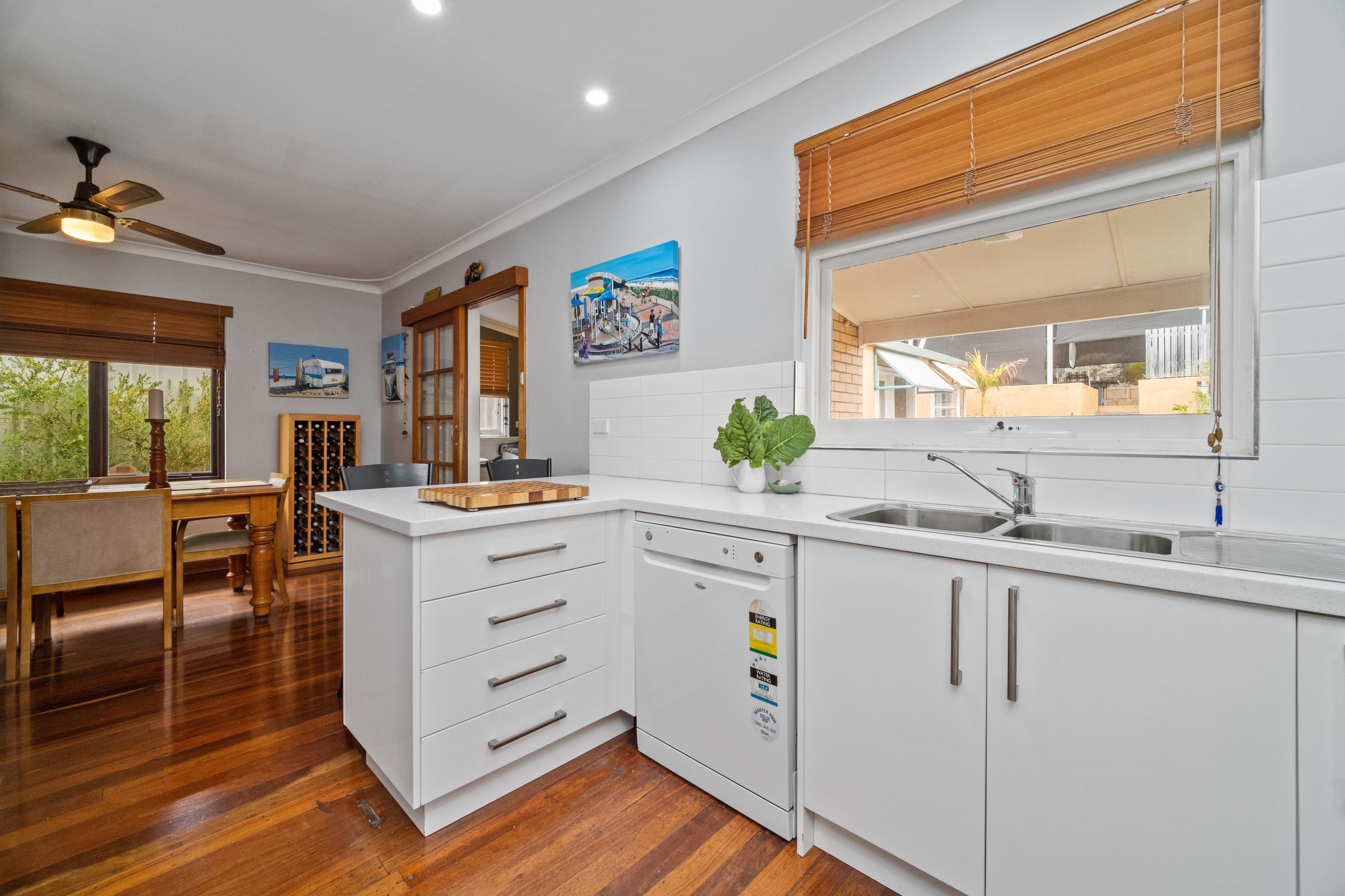 36 Kempenfeldt Avenue, Sorrento WA 6020, Sorrento - Thumbnail 8