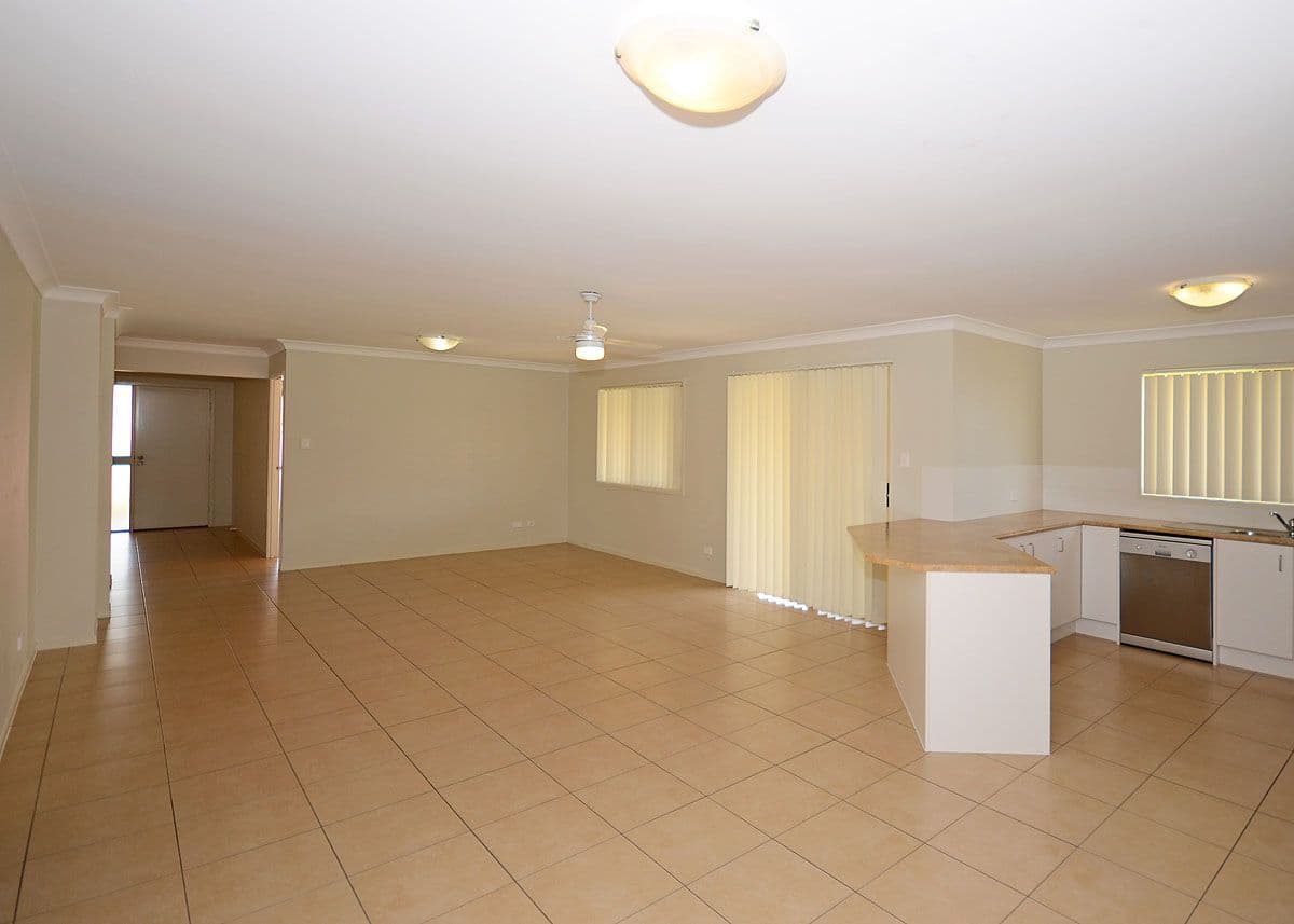 10 Steel Street, Nikenbah QLD 4655, Nikenbah - Thumbnail 3