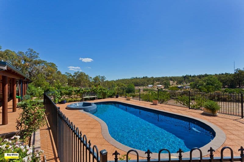 44 Carmel Road, CARMEL WA 6076, Carmel - Thumbnail 2