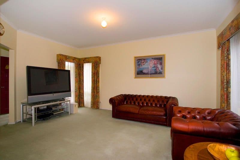 13   Oak Avenue, CHELTENHAM VIC 3192, Cheltenham - Thumbnail 3