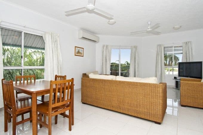 12 Debbie Way, Nerang, QLD, 4211, Nerang - Thumbnail 2