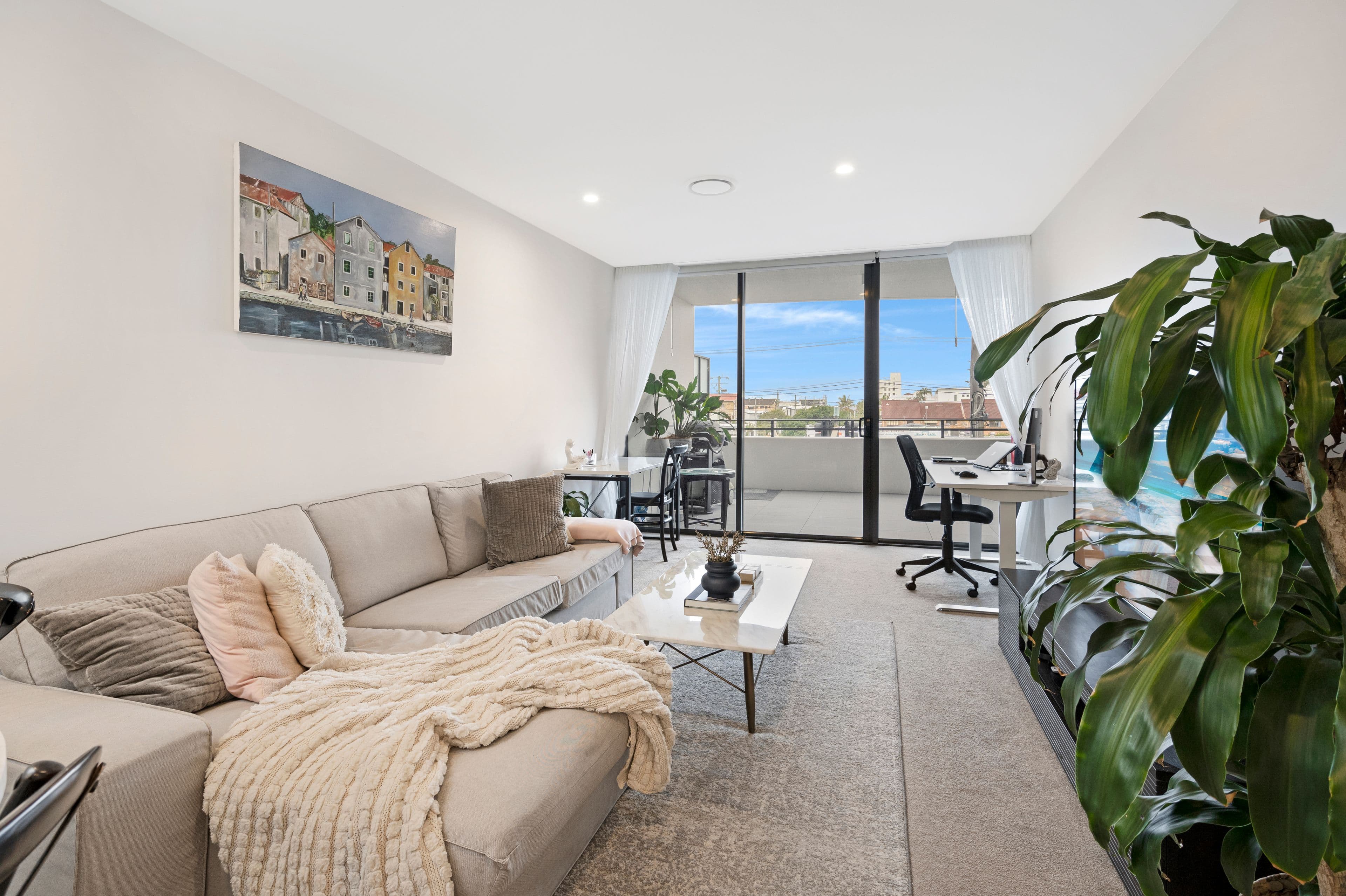 1 Bondi Avenue, Mermaid Beach QLD 4218, Mermaid Beach - Thumbnail 3