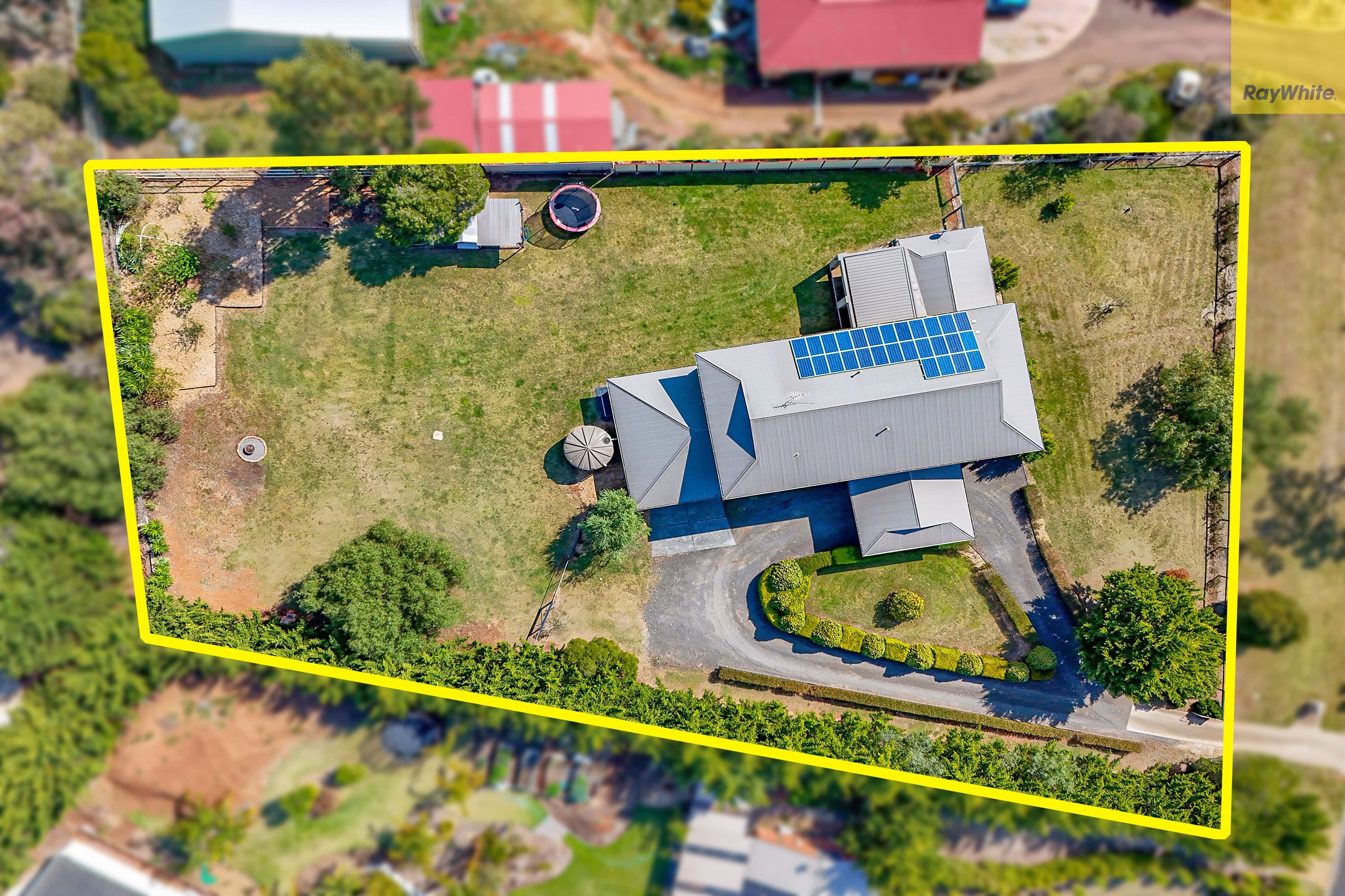8 Ramsay Crescent, Darley VIC 3340, Darley - Thumbnail 2