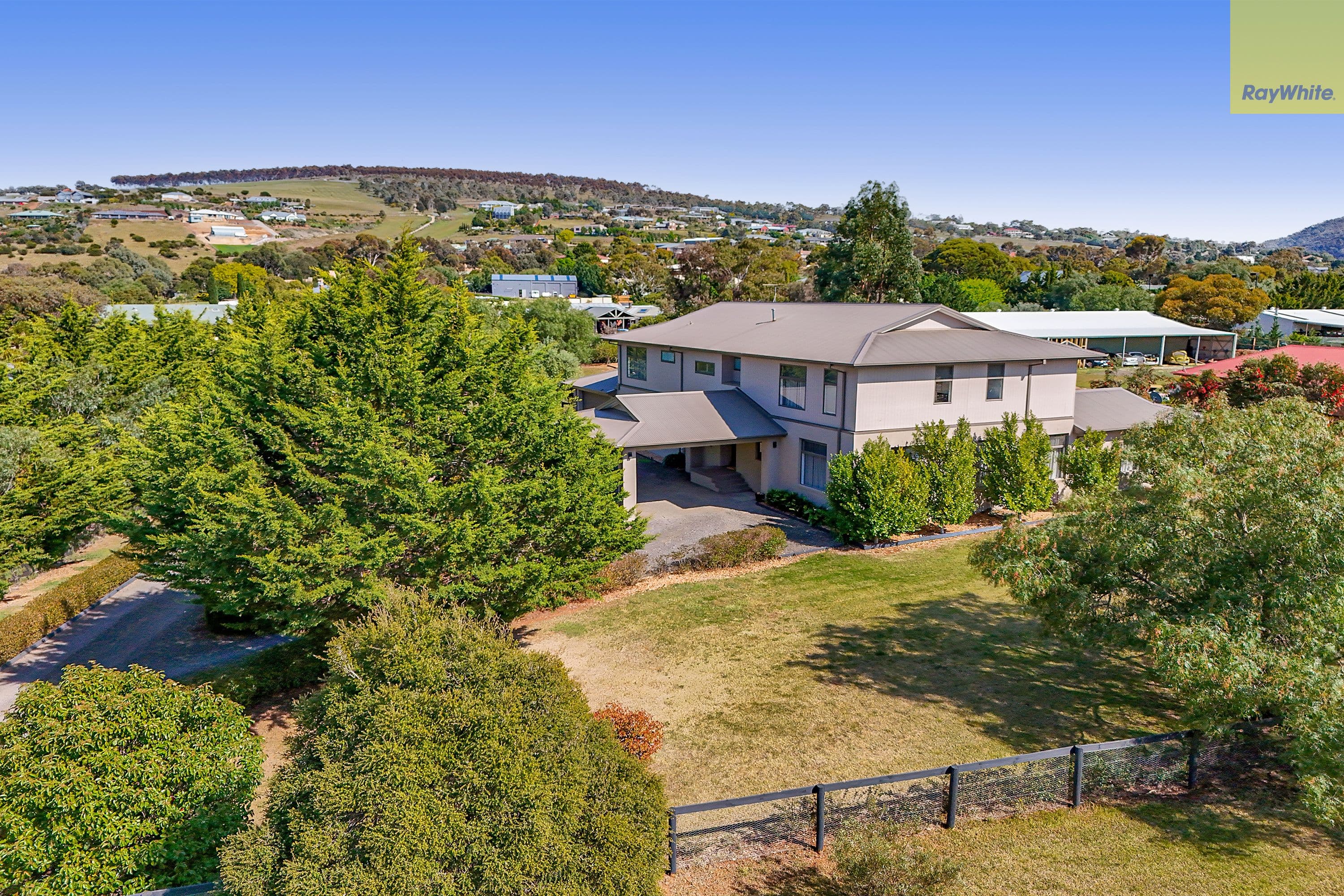 8 Ramsay Crescent, Darley VIC 3340, Darley - Thumbnail 3
