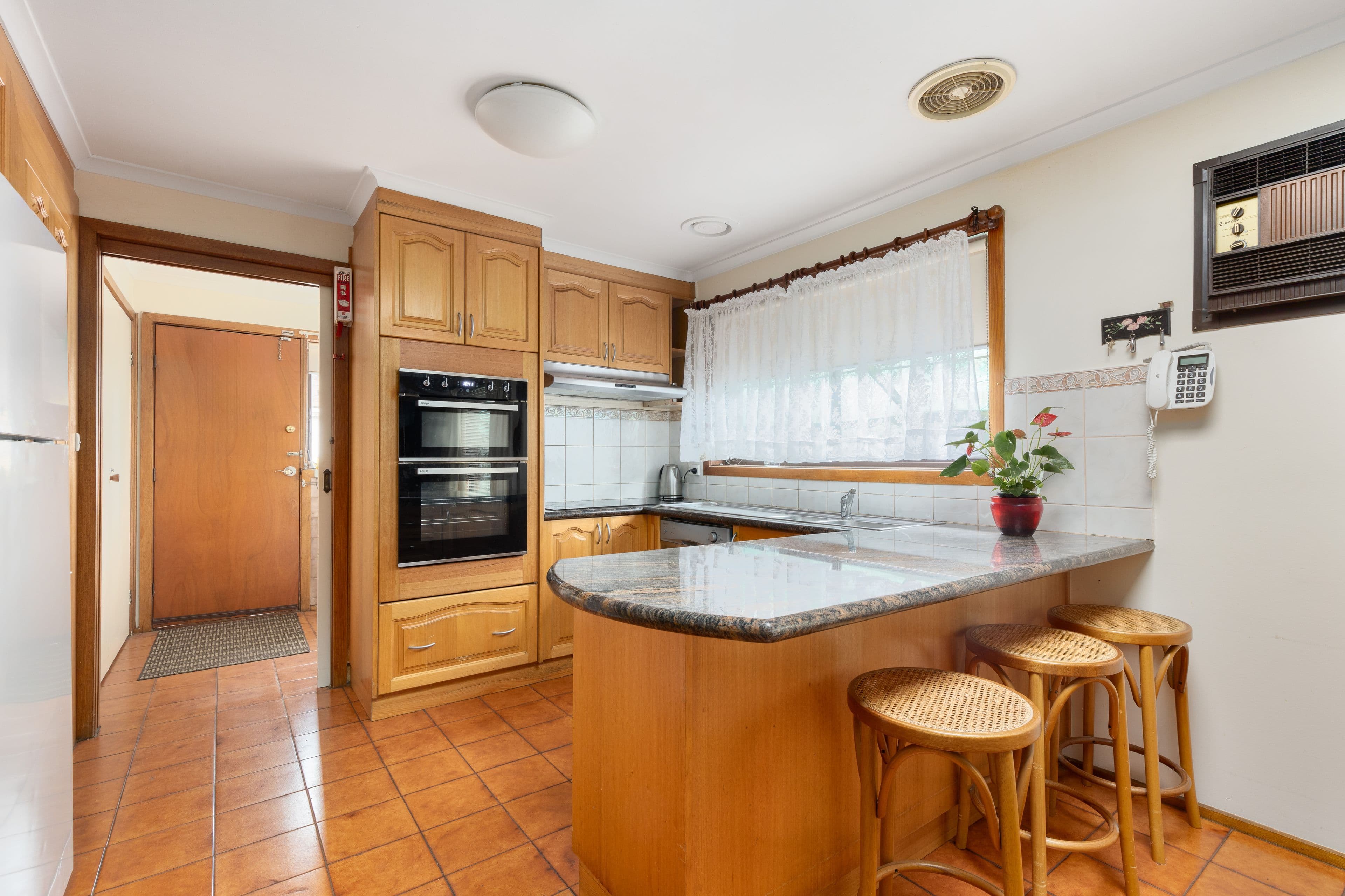66 Cameron Avenue, Altona Meadows VIC 3028, Altona Meadows - Thumbnail 7
