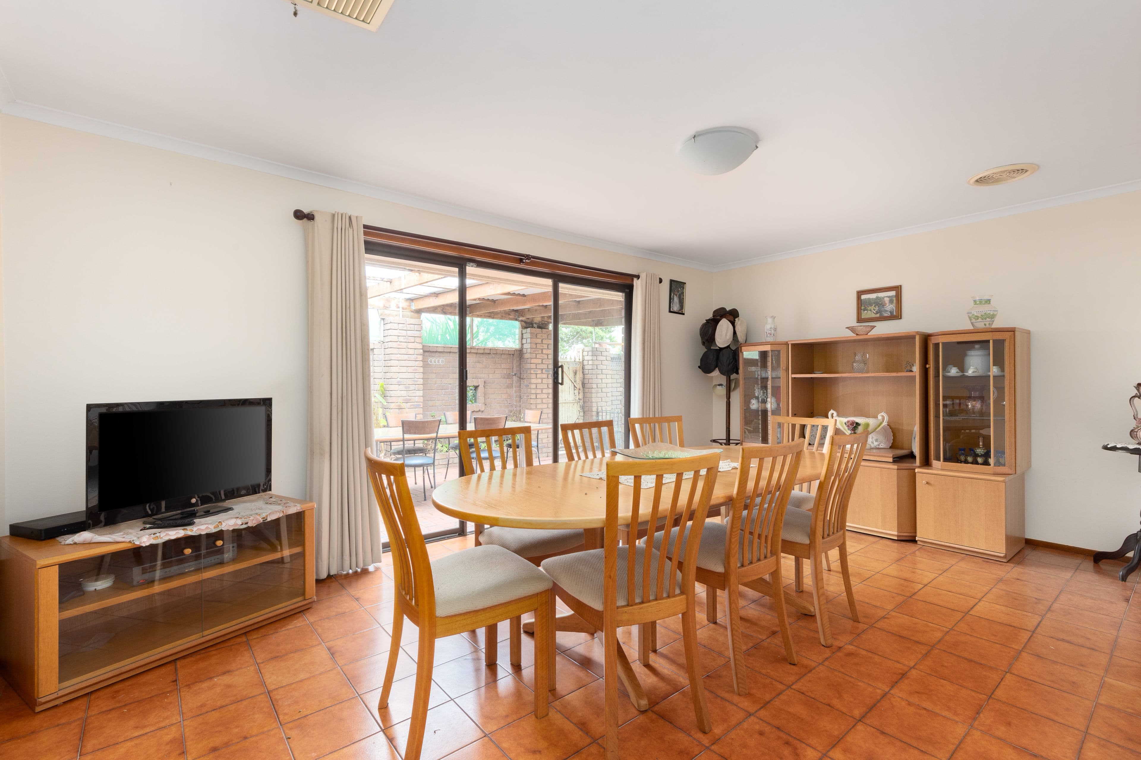 66 Cameron Avenue, Altona Meadows VIC 3028, Altona Meadows - Thumbnail 8