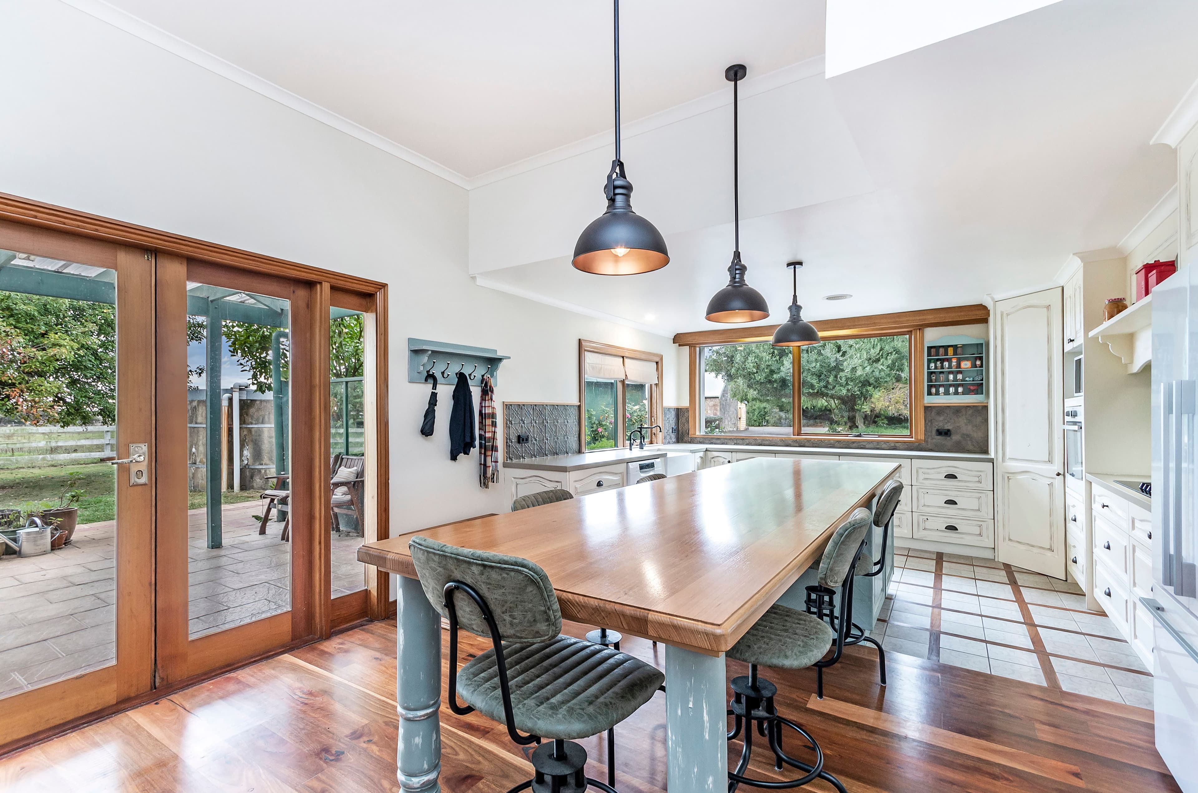 39 Philmore Road, Bushfield VIC 3281, Bushfield - Thumbnail 6