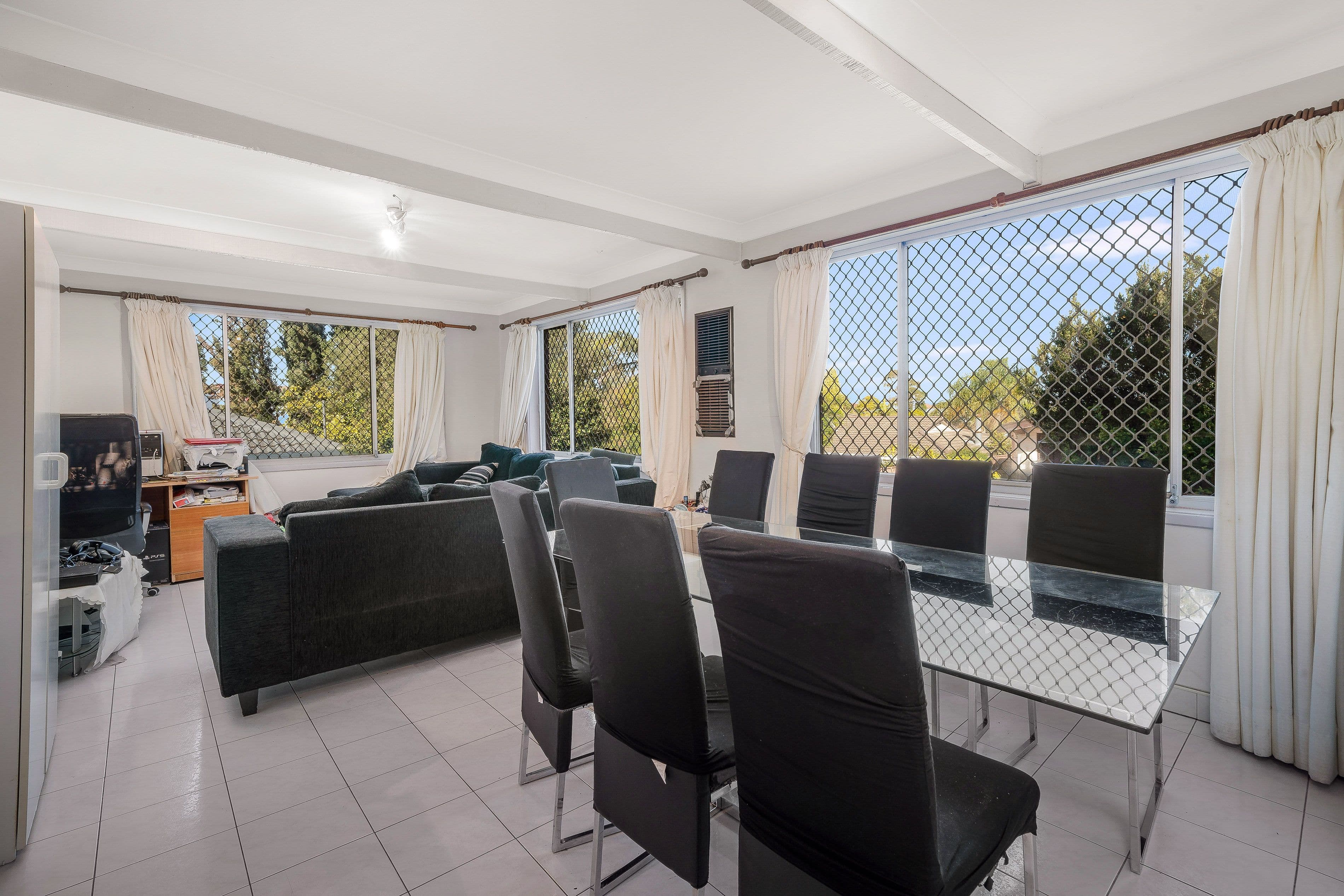 10 Yvonne Crescent, Georges Hall NSW 2198, Georges Hall - Thumbnail 6